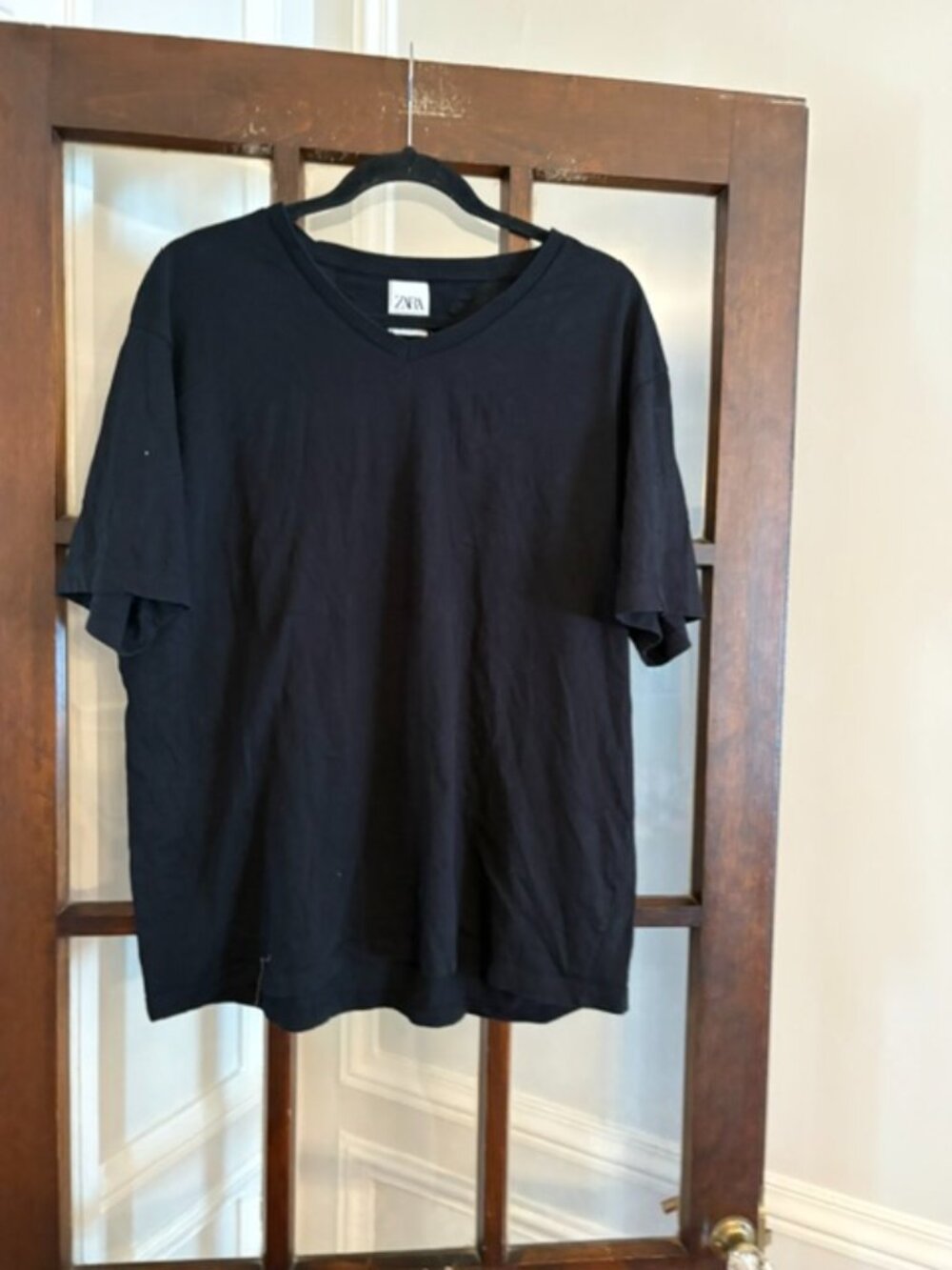 Zara Black V-neck Tee, Size XXL
